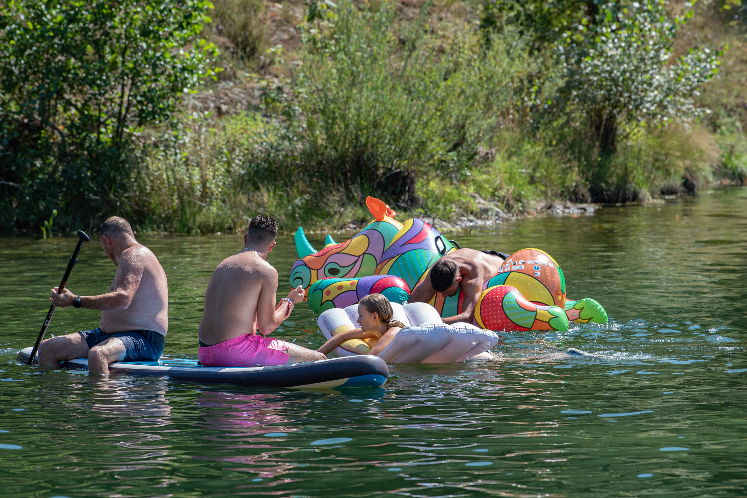 camping gard activites bord de riviere